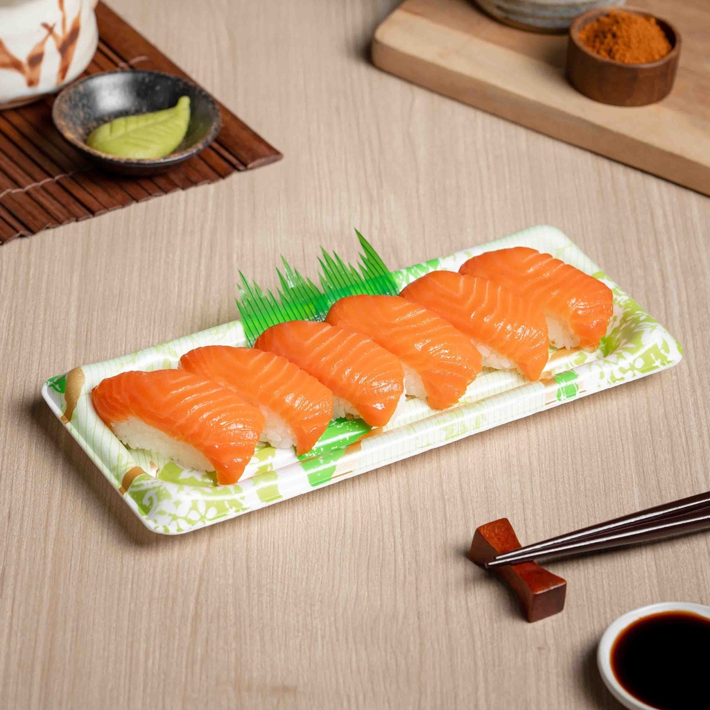 Fresh Salmon Nigiri Set