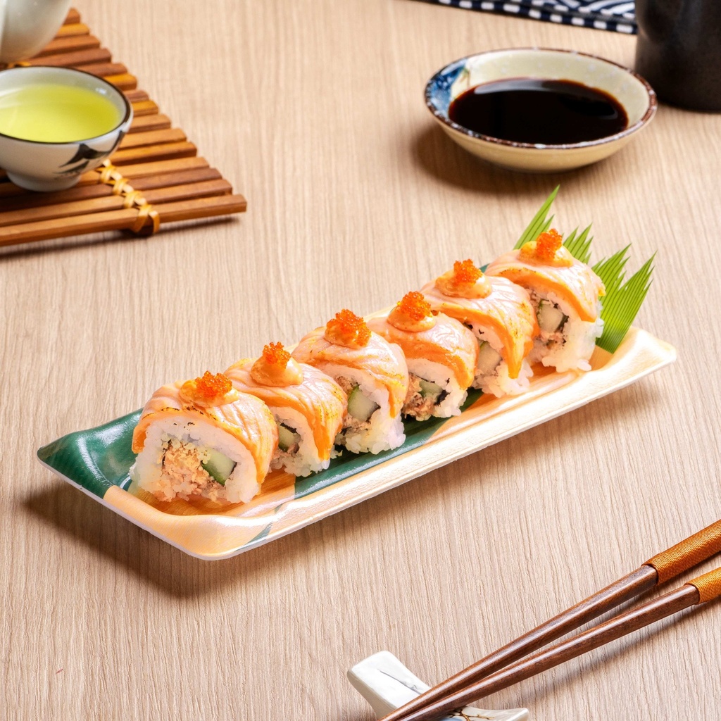 Salmon Flame Roll